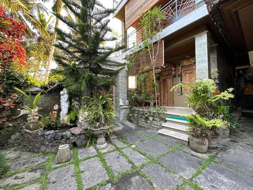 Nirwa 1 Ubud Guesthouse Oda fotoğraf